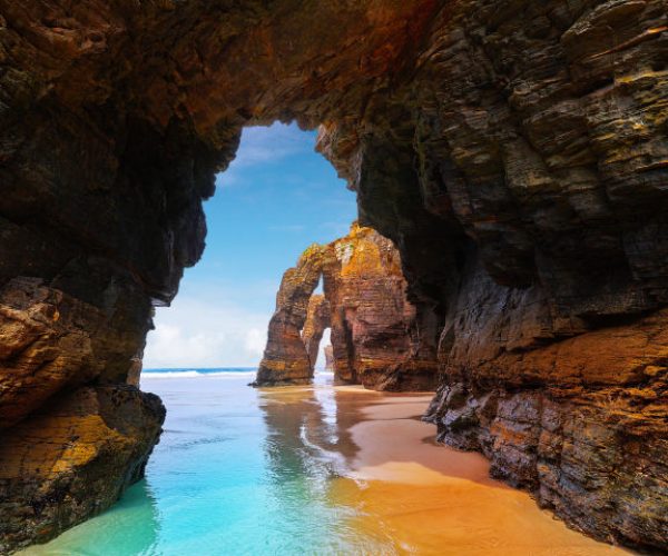 Playa las Catedrales